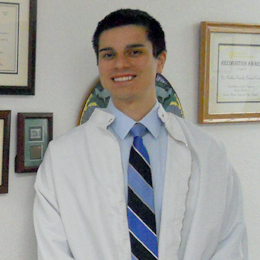Dr. Josue Robles, D.D.S.